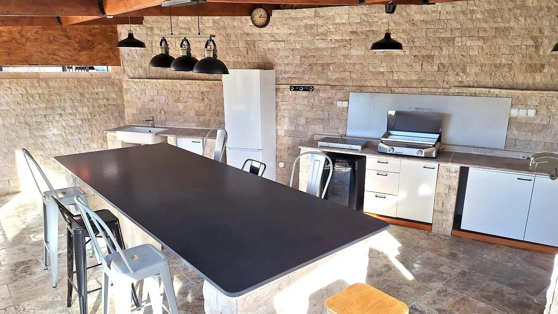 Maison Conviviale Avec Jardin Proche Avignon + Piscine Partagee Holiday home