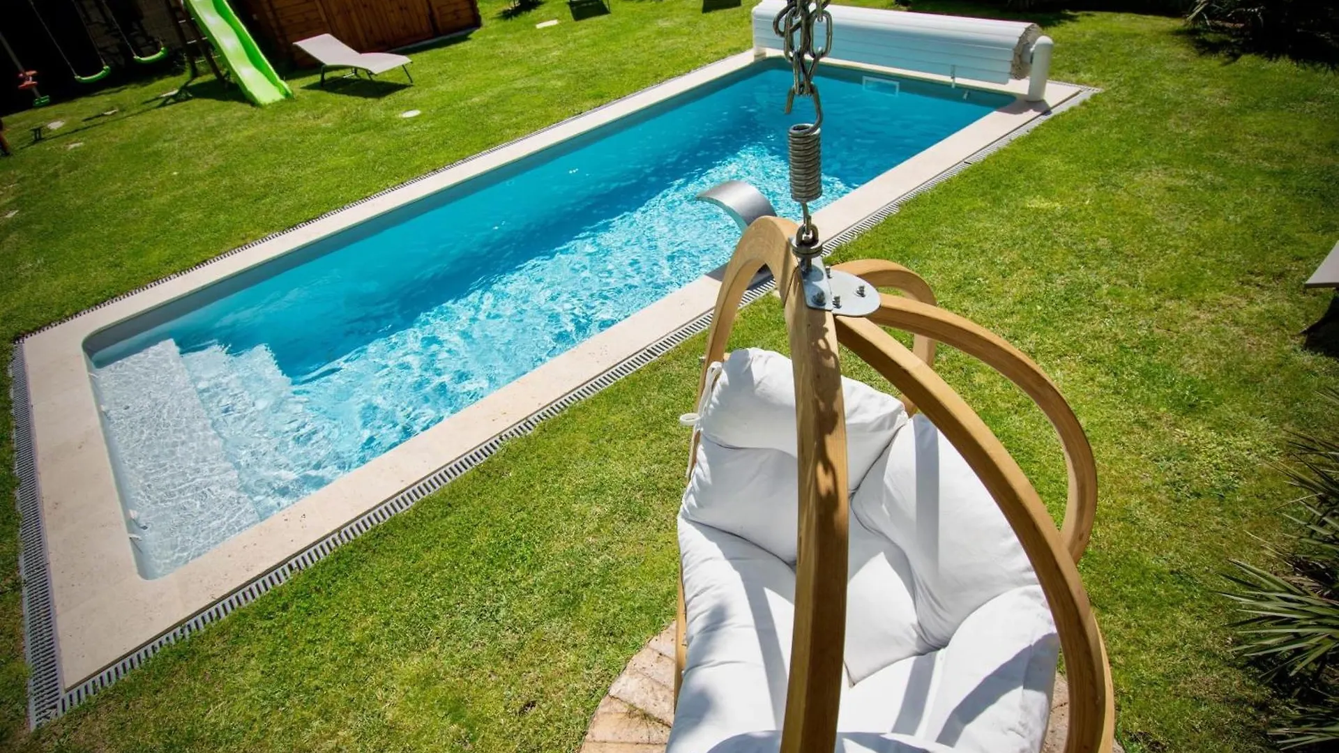 Maison Conviviale Avec Jardin Proche Avignon + Piscine Partagee contacts